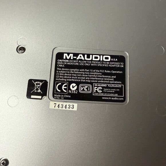 M-Audio KeyStudio 25 MIDI Controller Keyboard Mini USB Board As Photographed - Picture 7 of 9